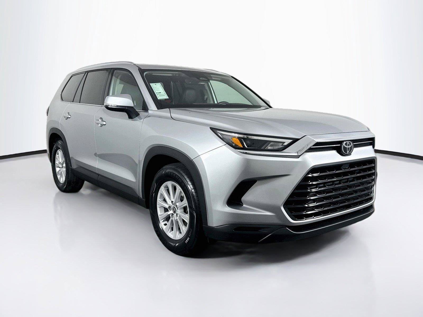 Certified 2025 Toyota Grand Highlander FWD image 10