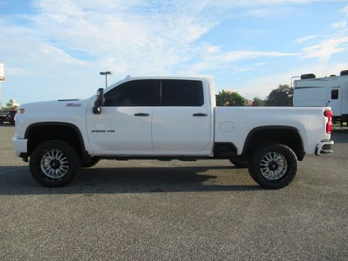 Used 2023 Chevrolet Silverado 2500 LTZ w/ LTZ Plus Package AWD/4WD image 4