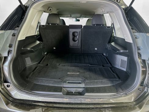 Used 2016 Nissan Rogue S AWD/4WD image 26