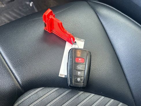 Used 2022 Toyota Highlander XSE image 44