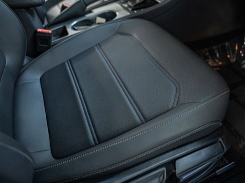 Used 2021 Volkswagen Passat 2.0T R-Line image 35