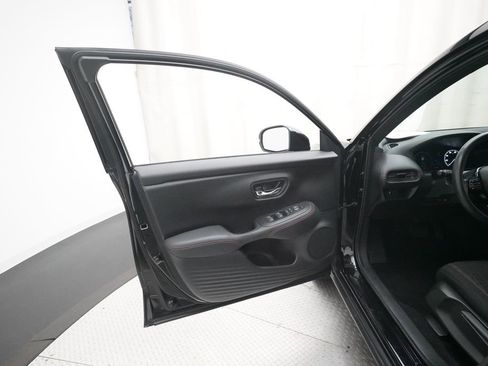 Certified 2024 Honda HR-V Sport image 27