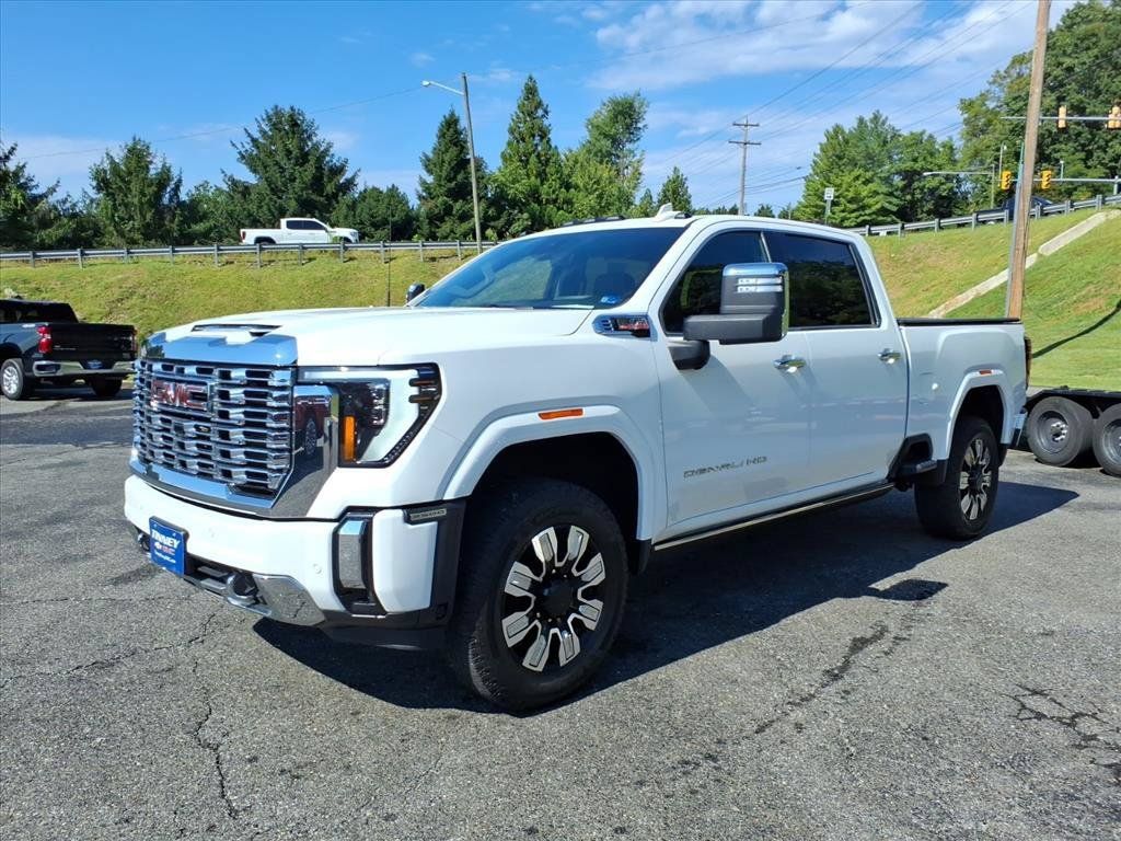 Used 2024 GMC Sierra 3500 Denali w/ Denali Reserve Package AWD/4WD image 7