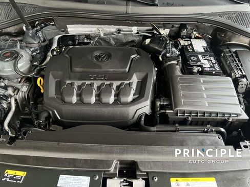 Used 2024 Volkswagen Tiguan SE R-Line FWD image 36