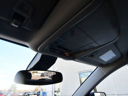 Used 2024 Chevrolet Equinox LT AWD/4WD image 26