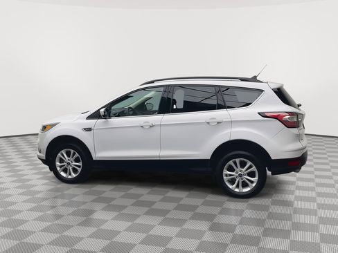 Used 2018 Ford Escape SE w/ SE Sync 3 Package image 33