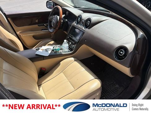 Used 2016 Jaguar XJ R-Sport AWD/4WD image 8