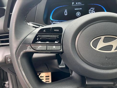 Used 2026 Hyundai Elantra Sport FWD image 18