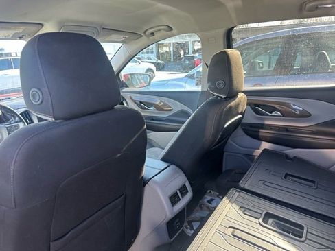 Used 2019 GMC Terrain SLE w/ LPO, Floor Liner Package image 12