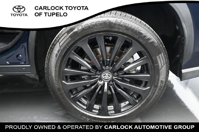 Used 2024 Toyota Highlander XSE FWD image 15