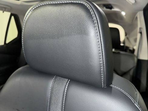 Certified 2023 Honda Pilot Touring image 19