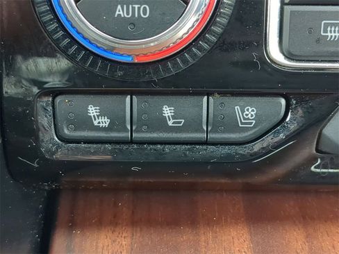 Used 2023 GMC Yukon Denali Ultimate image 25