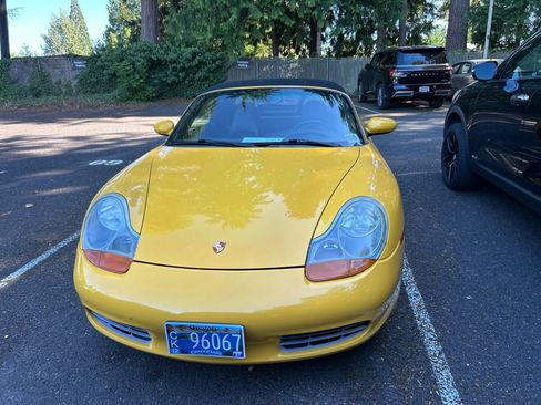 Used 2000 Porsche Boxster RWD image 2