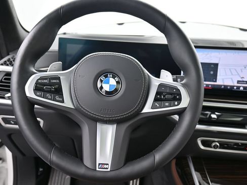 Used 2026 BMW X7 xDrive40i w/ M Sport Package AWD/4WD image 12