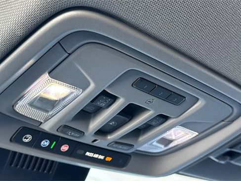 Used 2024 GMC Sierra 2500 Denali w/ Denali Reserve Package image 24