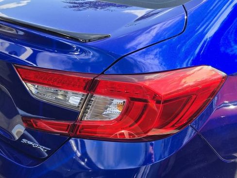 Used 2022 Honda Accord Sport image 8