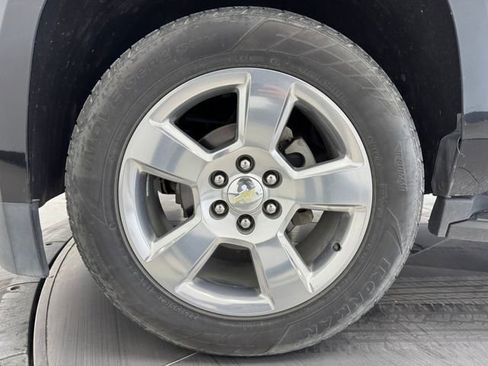 Used 2018 Chevrolet Tahoe LS w/ All-Season Package image 10