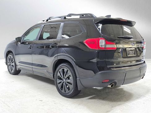 Used 2022 Subaru Ascent Onyx Edition image 5