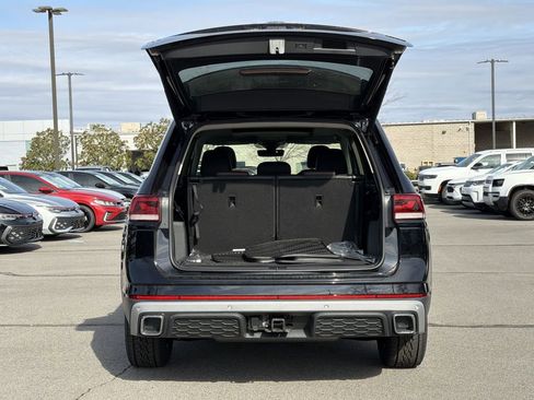 New 2026 Volkswagen Atlas Peak Edition AWD/4WD image 16
