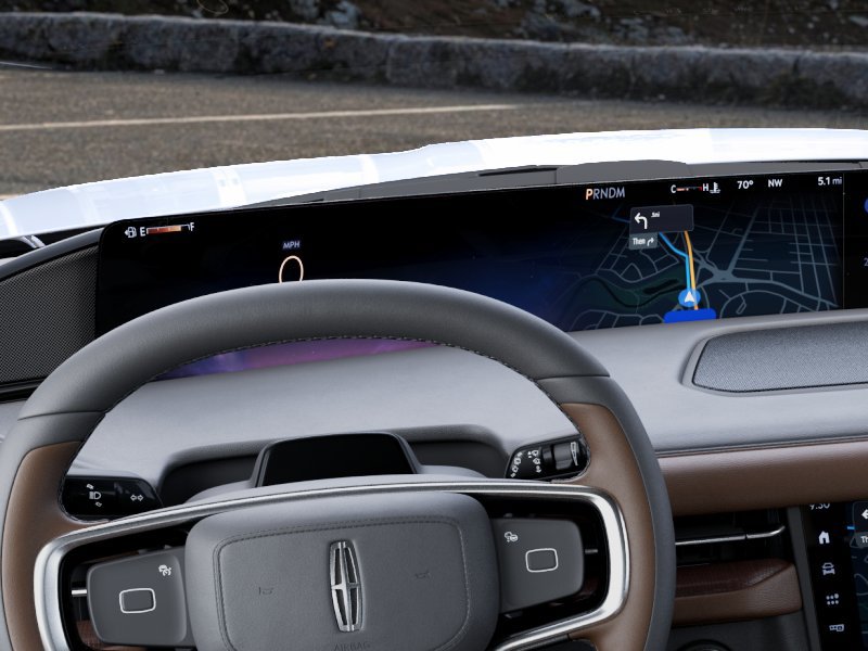 New 2027 Lincoln Navigator Reserve AWD/4WD image 13