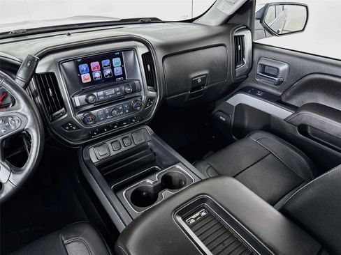 Used 2017 Chevrolet Silverado 1500 LTZ Z71 w/ LTZ Plus Package AWD/4WD image 26