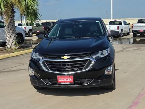 Used 2020 Chevrolet Equinox LS FWD image 3