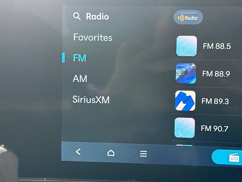 Used 2025 Hyundai Kona SEL FWD image 27