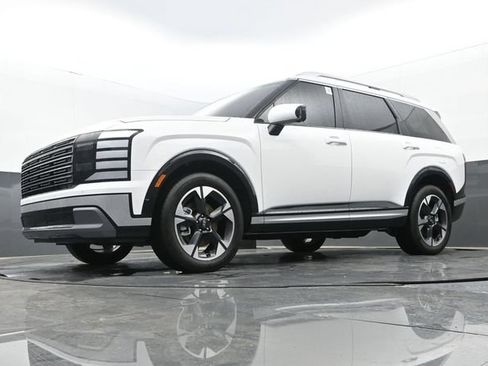 Used 2026 Hyundai Palisade Limited AWD/4WD image 28