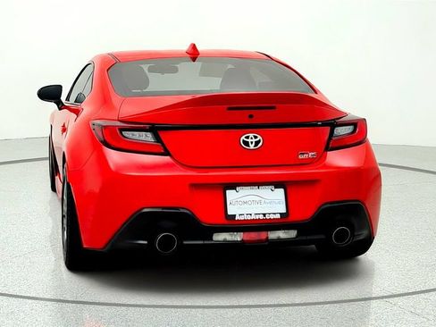 Used 2022 Toyota GR86 Premium RWD image 6