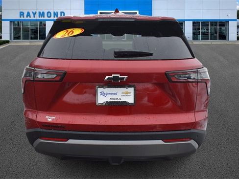 Used 2026 Chevrolet Equinox LT image 4