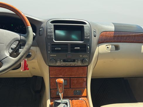 Used 2004 Lexus LS 430 w/ Modern Luxury Pkg RWD image 15