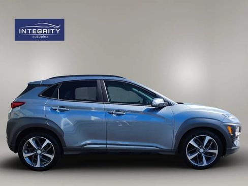 Used 2020 Hyundai Kona Limited AWD/4WD image 2