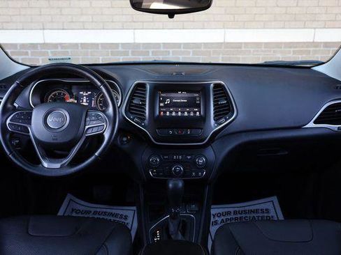 Used 2021 Jeep Cherokee Latitude Lux FWD image 32