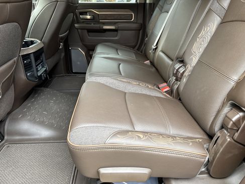 Used 2025 RAM 3500 Longhorn image 21