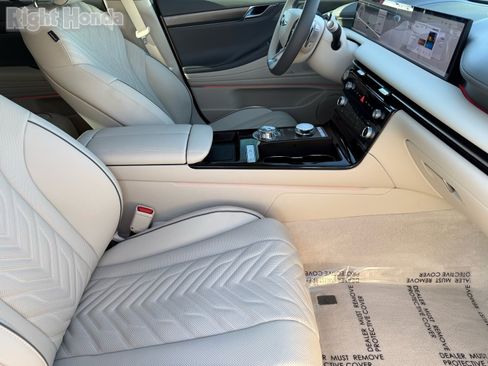 Used 2025 Genesis G80 3.5T Sport image 29