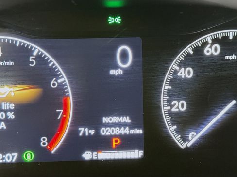 Used 2024 Honda Pilot EX-L image 13