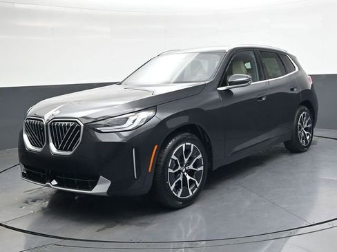Used 2026 BMW X3 xDrive30i w/ Premium Package AWD/4WD image 10