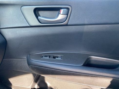 Used 2019 Kia Optima S w/ S Panoramic Sunroof Package image 21