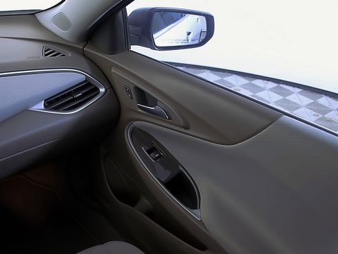 Used 2020 Chevrolet Malibu LS FWD image 18