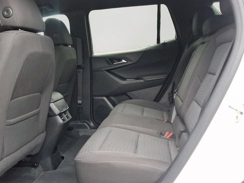 Used 2025 Chevrolet Equinox LT FWD image 8