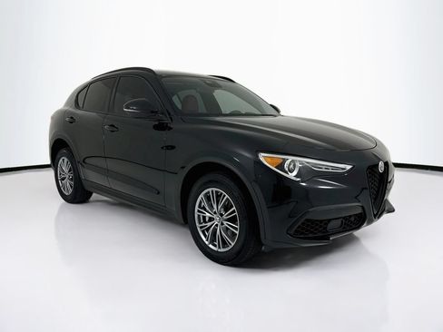 Used 2022 Alfa Romeo Stelvio Sprint AWD/4WD image 7