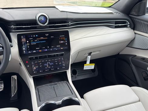 New 2026 Maserati Grecale Modena image 29