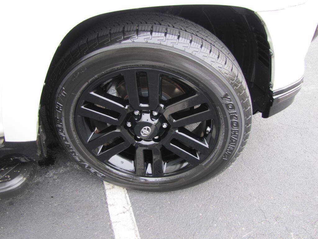Used 2019 Toyota 4Runner Limited RWD image 26