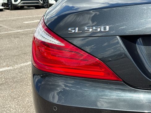 Used 2016 Mercedes-Benz SL 550 w/ Sport Wheel Package image 10