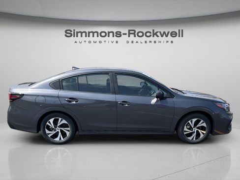 Used 2025 Subaru Legacy Premium AWD/4WD image 8