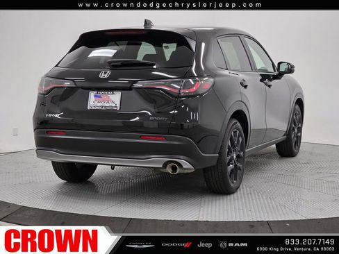 Used 2025 Honda HR-V Sport image 7