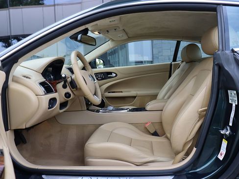 Used 2013 Jaguar XK Coupe image 34