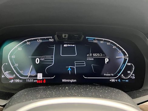 Used 2022 BMW X5 xDrive45e w/ M Sport Package AWD/4WD image 16