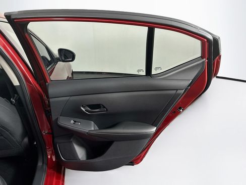 Used 2024 Nissan Sentra SV FWD image 27