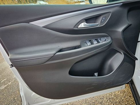 Used 2025 Buick Envista Preferred image 10